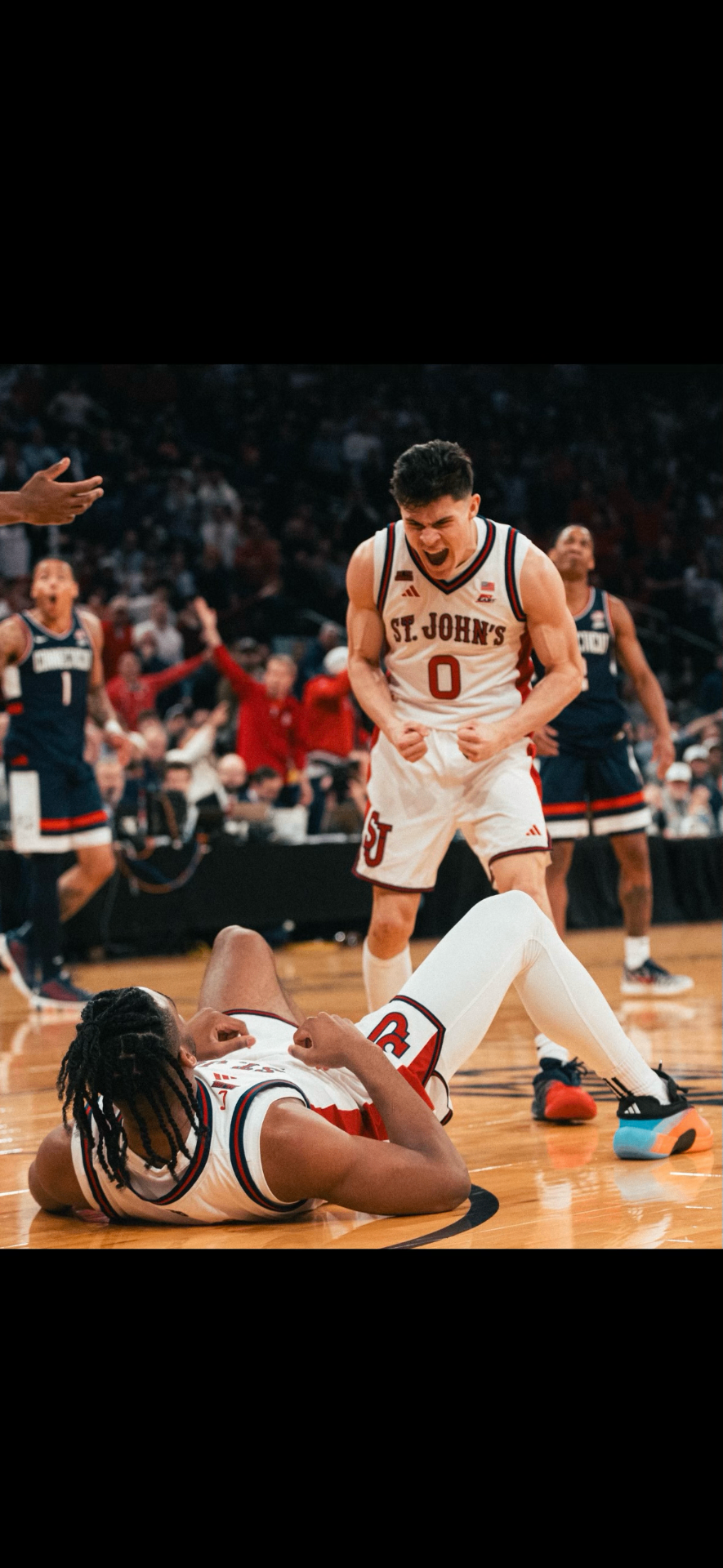 Dylan Darling celebrating on the court